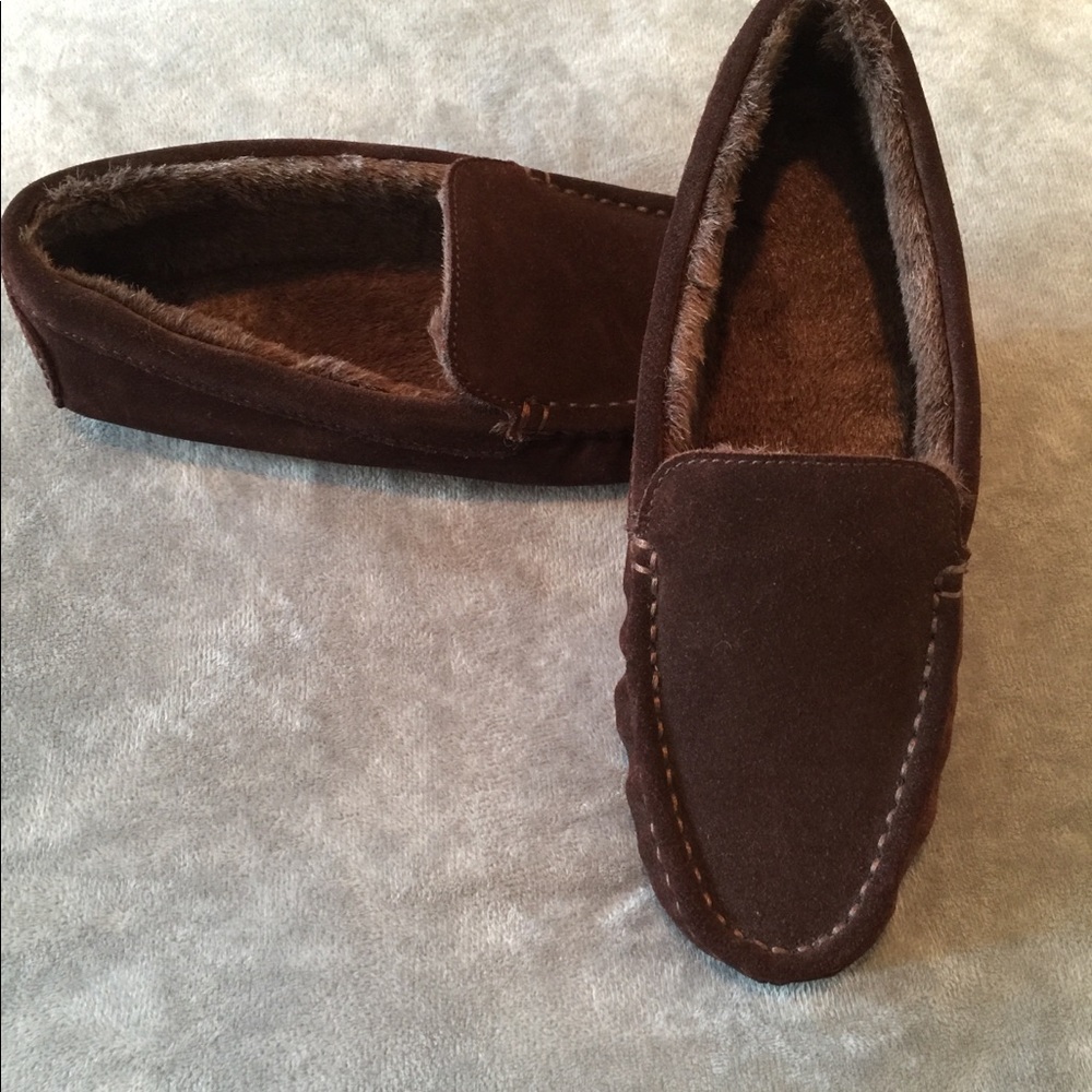 Lands End brown suede/ Sherpa slippers/loafers